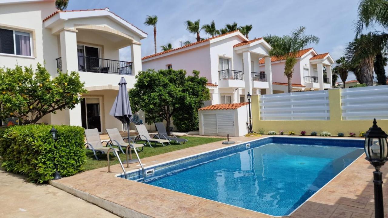Villa Sofia Coral Bay Exterior photo